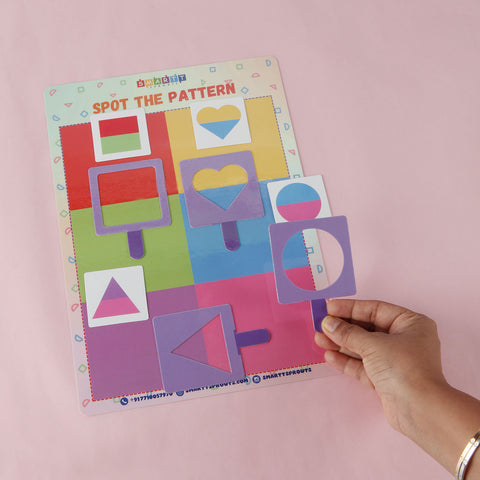 Smarttsprouts - Play a shape-pattern game: spot the next shape in the sequence. Kit includes 4 magnifiers and 9 cards.